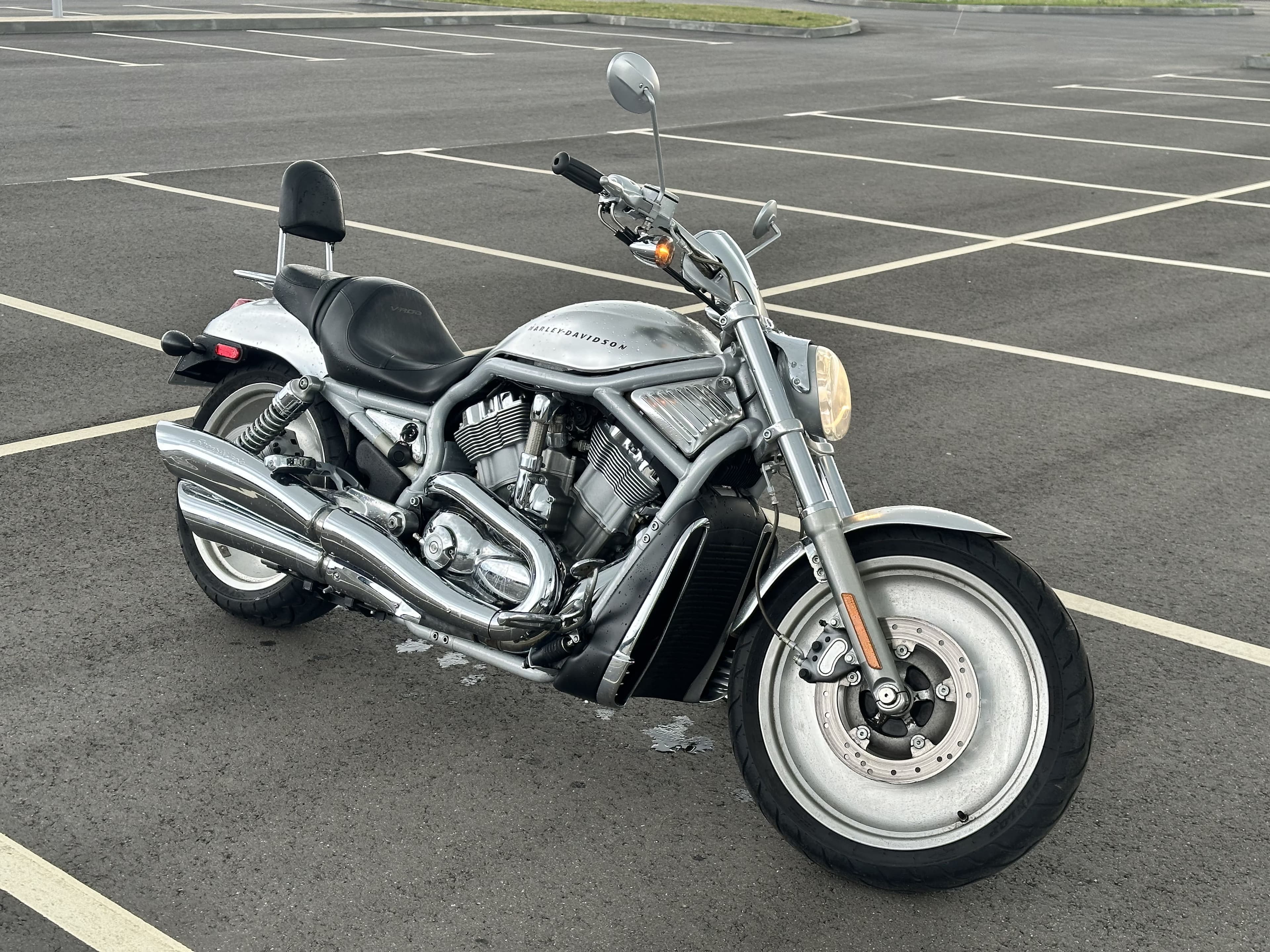 мотоцикл Harley Davidson - VRSCA